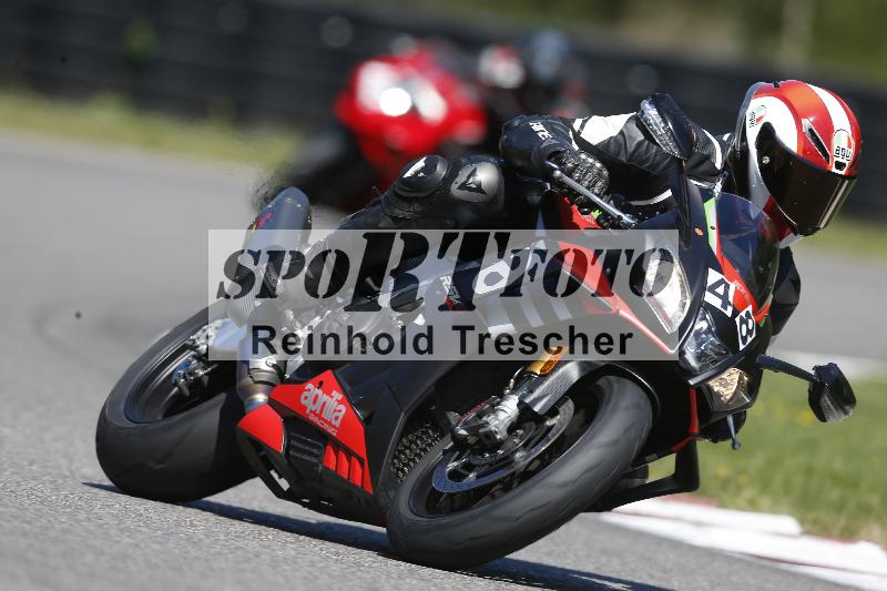 Archiv-2025/48 25.08.2025 Cornu Master School ADR/rot-rouge/48